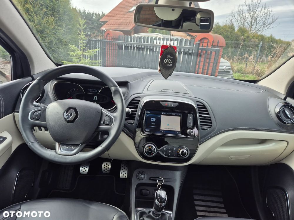 Renault Captur - 16