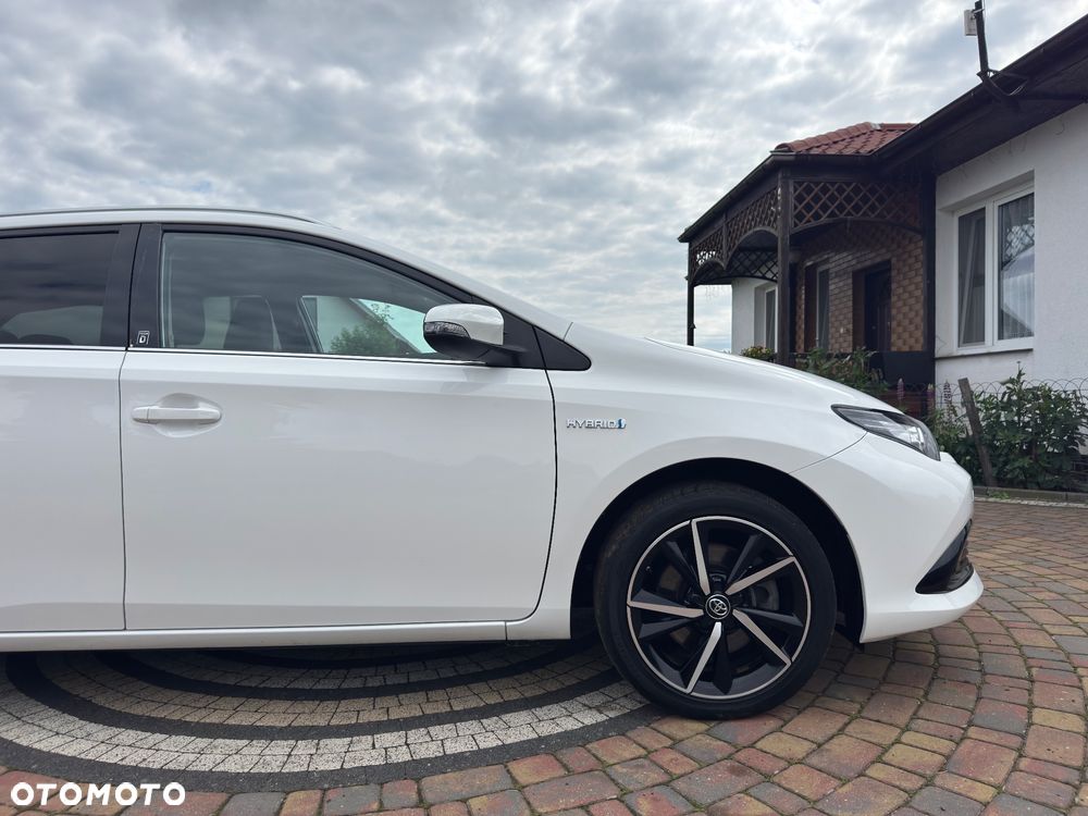 Toyota Auris - 16