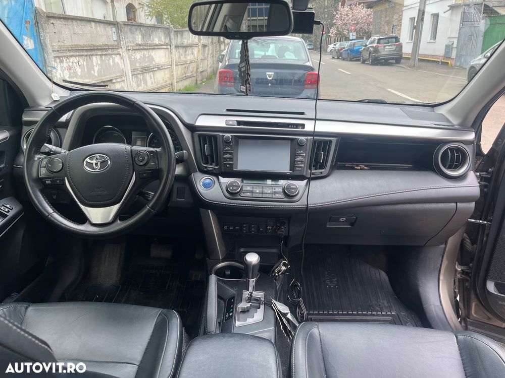 Toyota RAV4 2.5 VVT-i 4x4 Luxury - 20