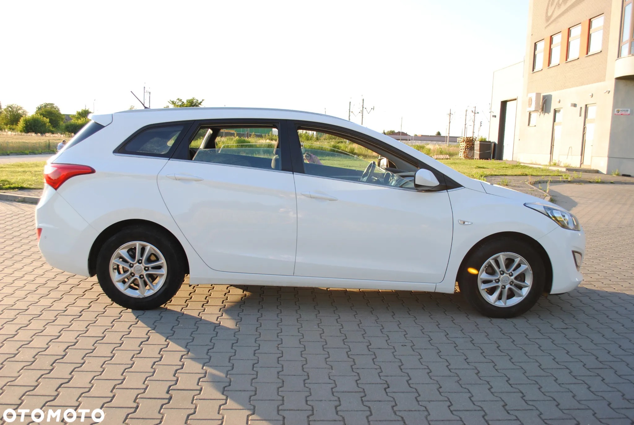 Hyundai i30 1.6 D Premium - 34
