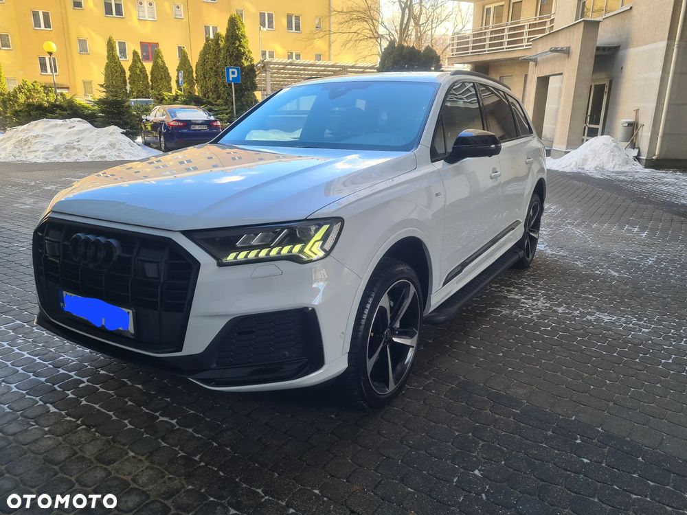 Audi Q7 - 1