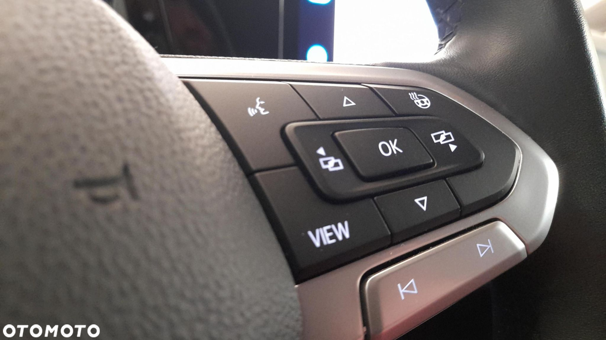 Volkswagen Golf VIII 2.0 TDI - 22