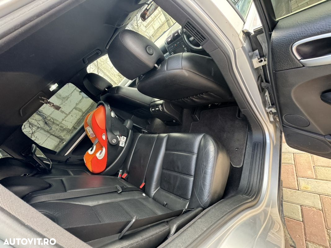 Porsche Cayenne Diesel Tiptronic S - 10