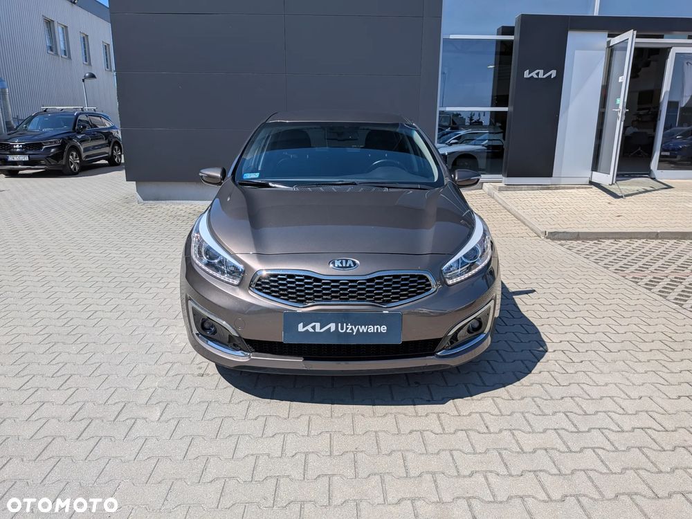 Kia Ceed 1.6 GDI L Business Line - 8