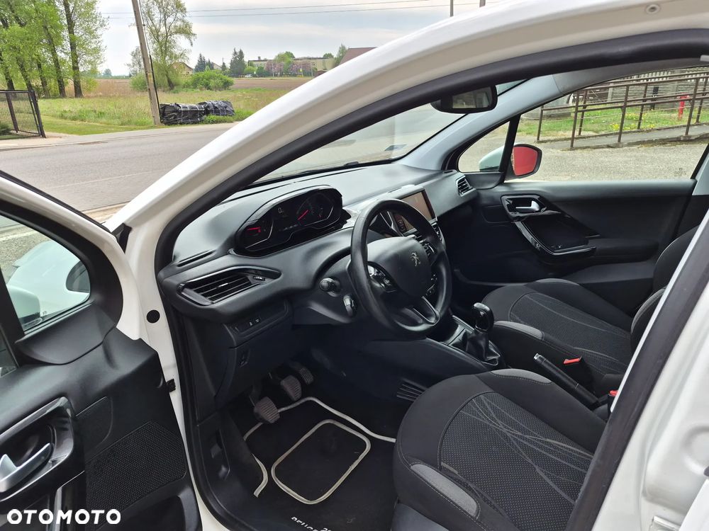Peugeot 208 e-HDi 92 Stop&Start Active - 13