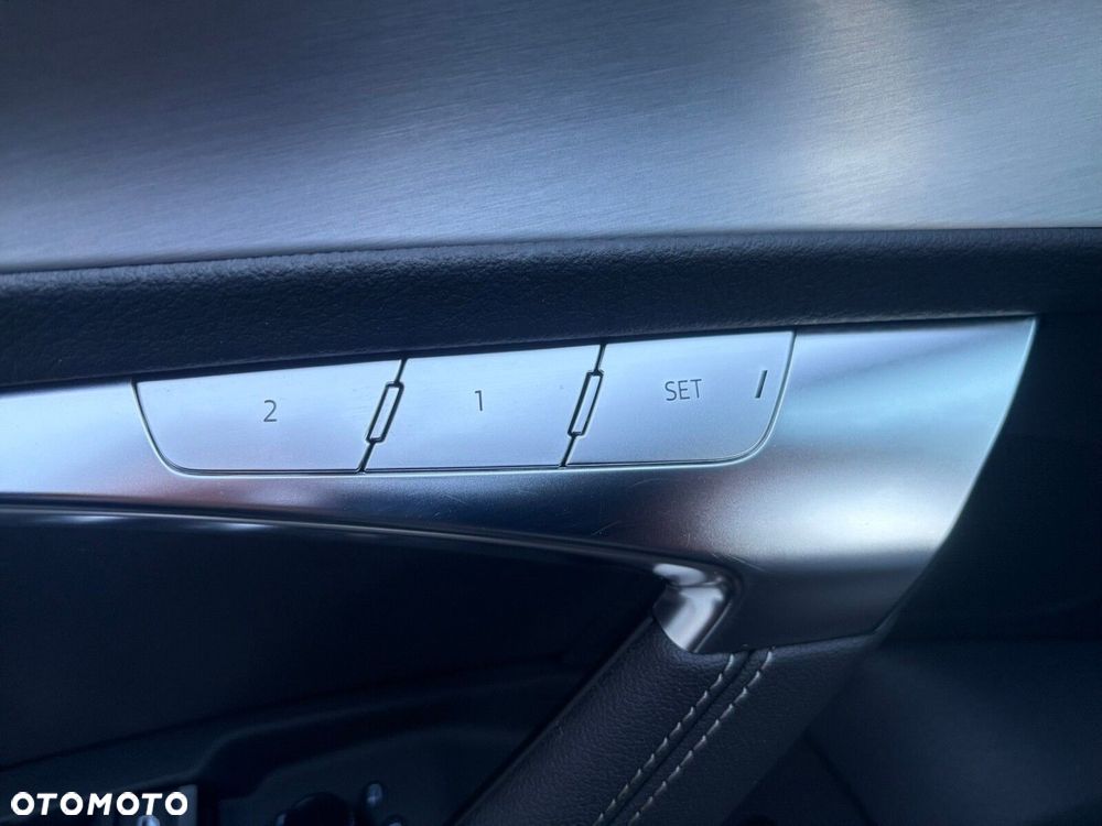 Audi A6 Avant - 21
