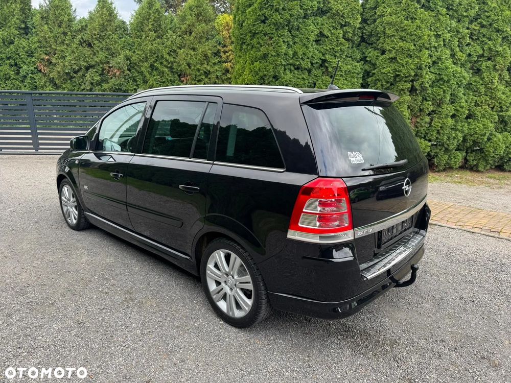 Opel Zafira 1.8 Design Edition - 9