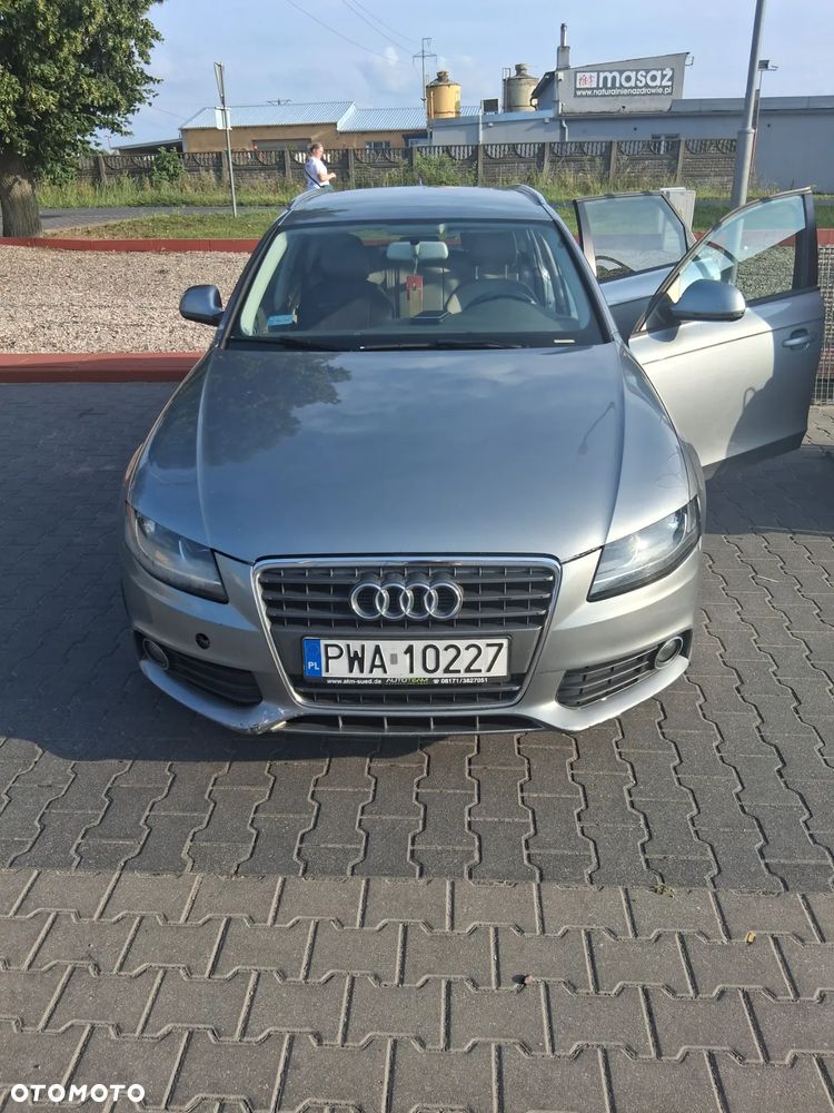 Audi A4 - 4
