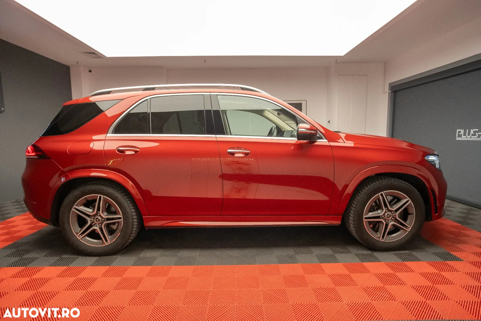 Mercedes-Benz GLE 350 e 4Matic 9G-TRONIC AMG Line - 9
