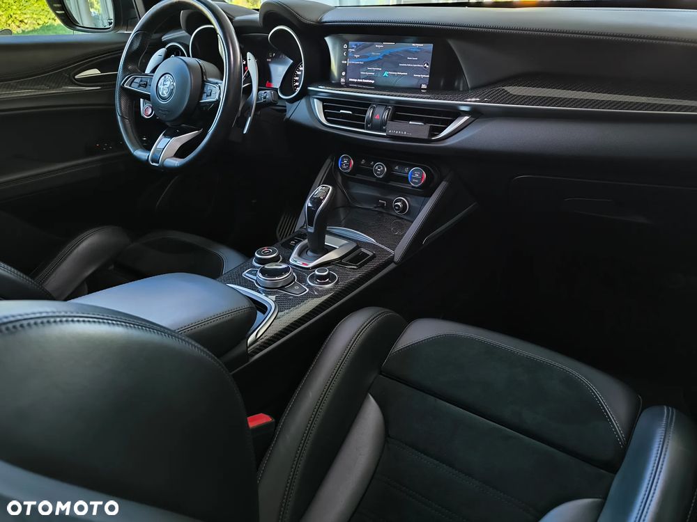 Alfa Romeo Stelvio 2.9 V6 Bi-Turbo Quadrifoglio Q4 - 15