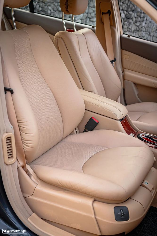 Mercedes-Benz S 320 - 8