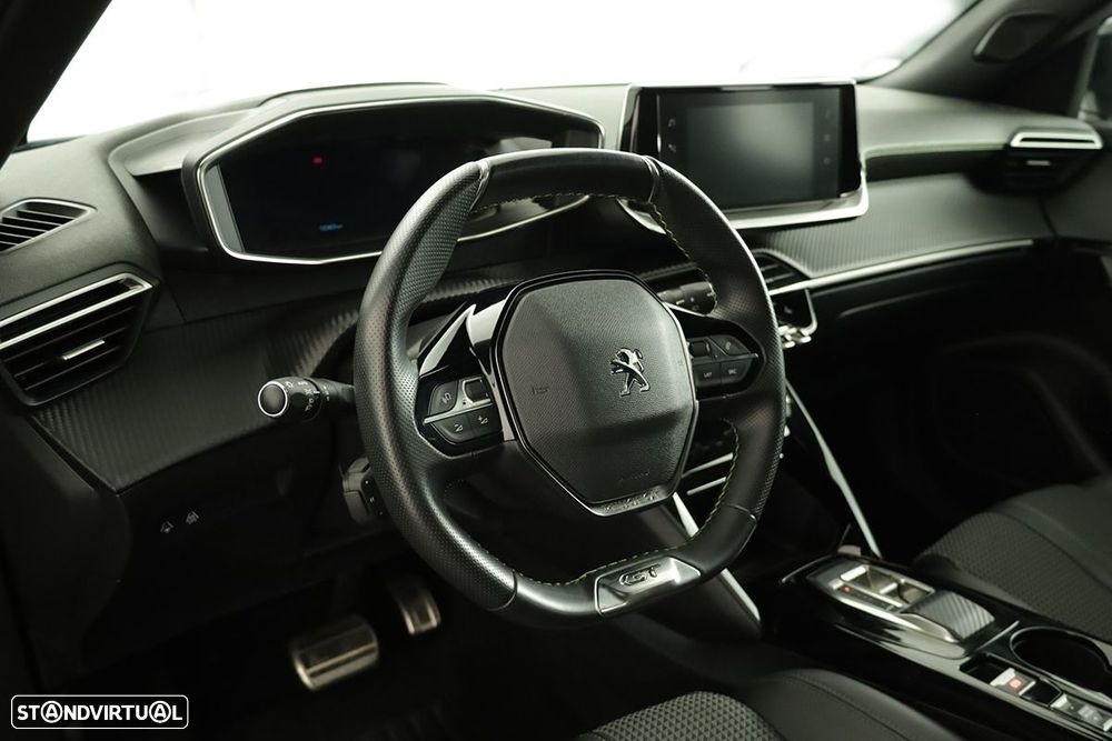 Peugeot e-2008 50 kWh GT - 8