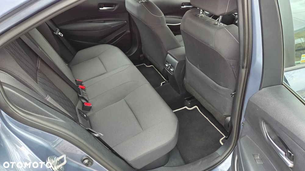 Toyota Corolla 1.8 Hybrid Comfort - 12