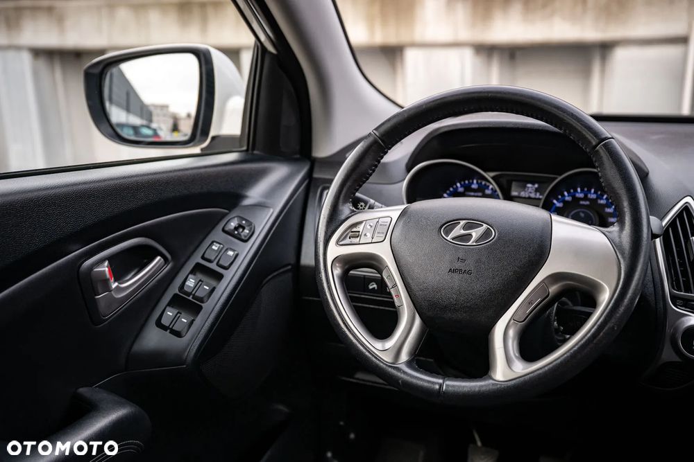 Hyundai ix35 1.6 2WD UEFA EURO 2012 Edition - 20