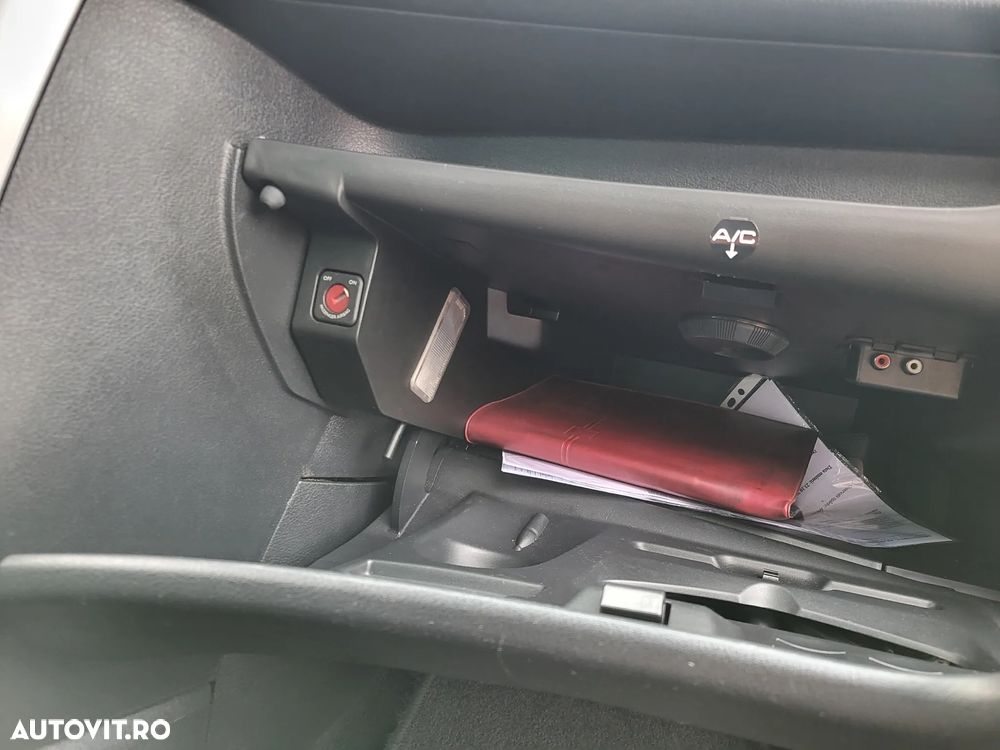 Peugeot 207 90 HDi FAP (Blue Lion) Premium - 7