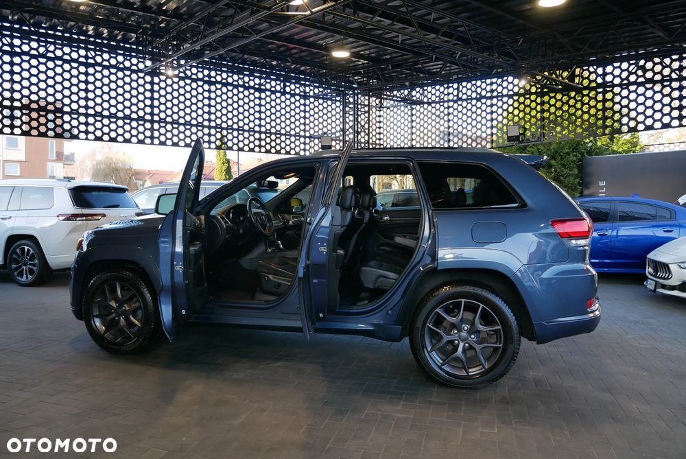 Jeep Grand Cherokee - 6