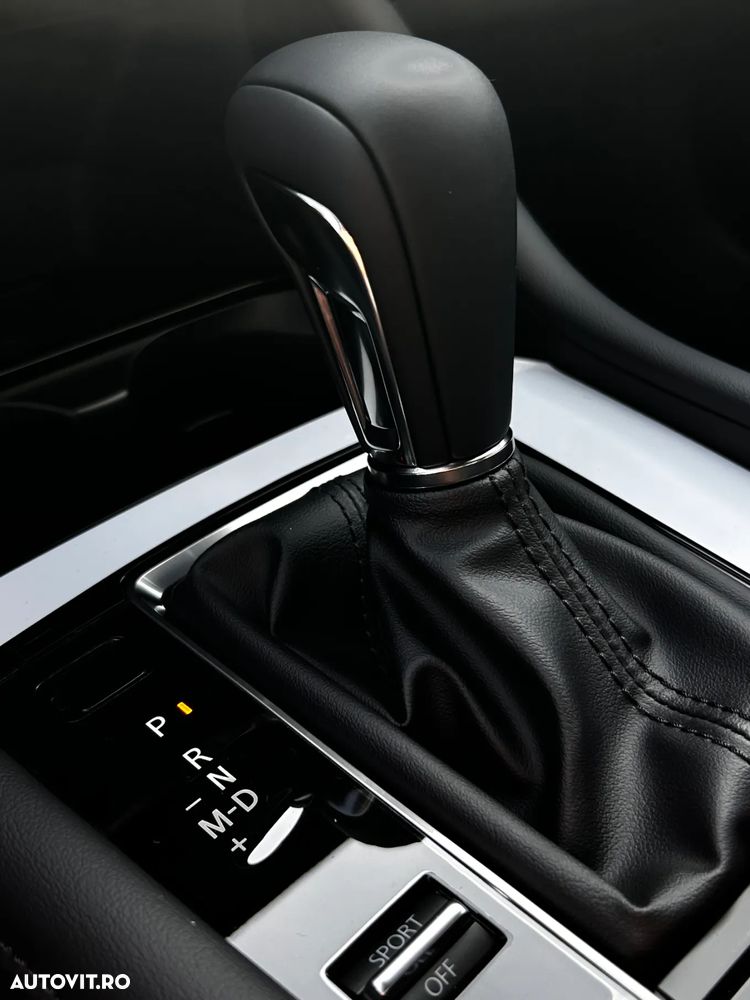 Mazda 3 e-Skyactiv G140 AT MHEV Center-Line - 10