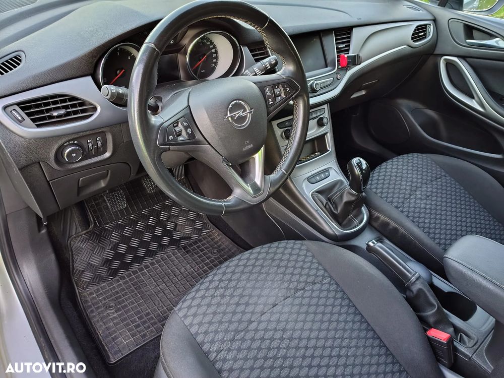 Opel Astra - 8