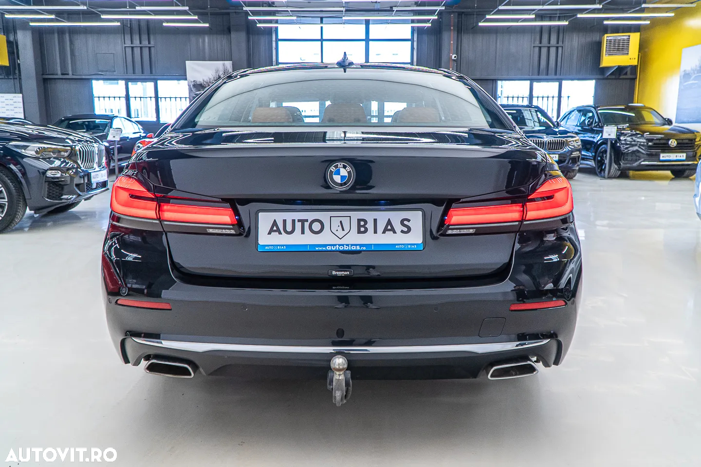 BMW Seria 5 520i AT MHEV - 26