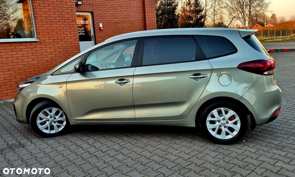 Kia Carens 1.7 CRDi S 7os - 31