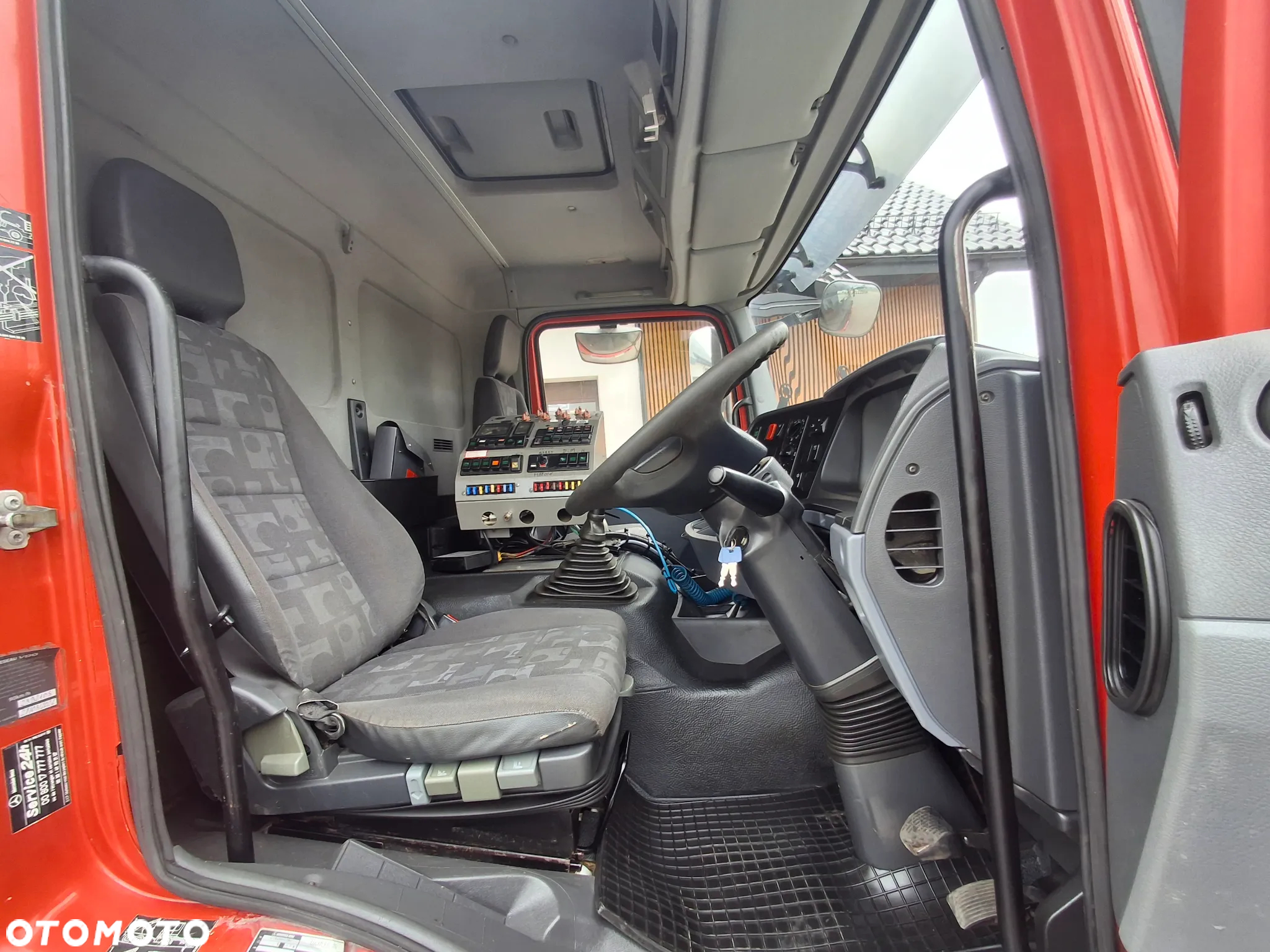 Mercedes-Benz Axor 1829 Zamiatarka Optifant70 2 Silniki Szczotki Lewa i Prawa Strona Karcher PM10 Listwa Ciśnieniowa - 28