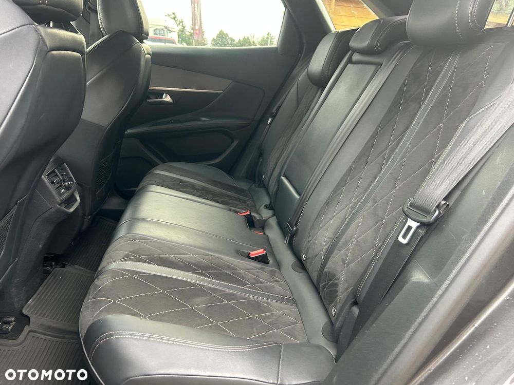 Peugeot 3008 BlueHDi 180 Stop & Start EAT8 GT - 17