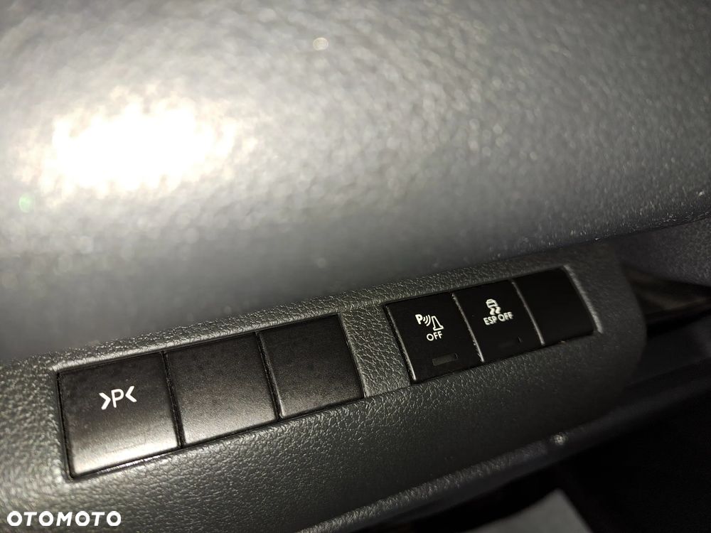 Peugeot 5008 HDI 150 Business-Line - 27