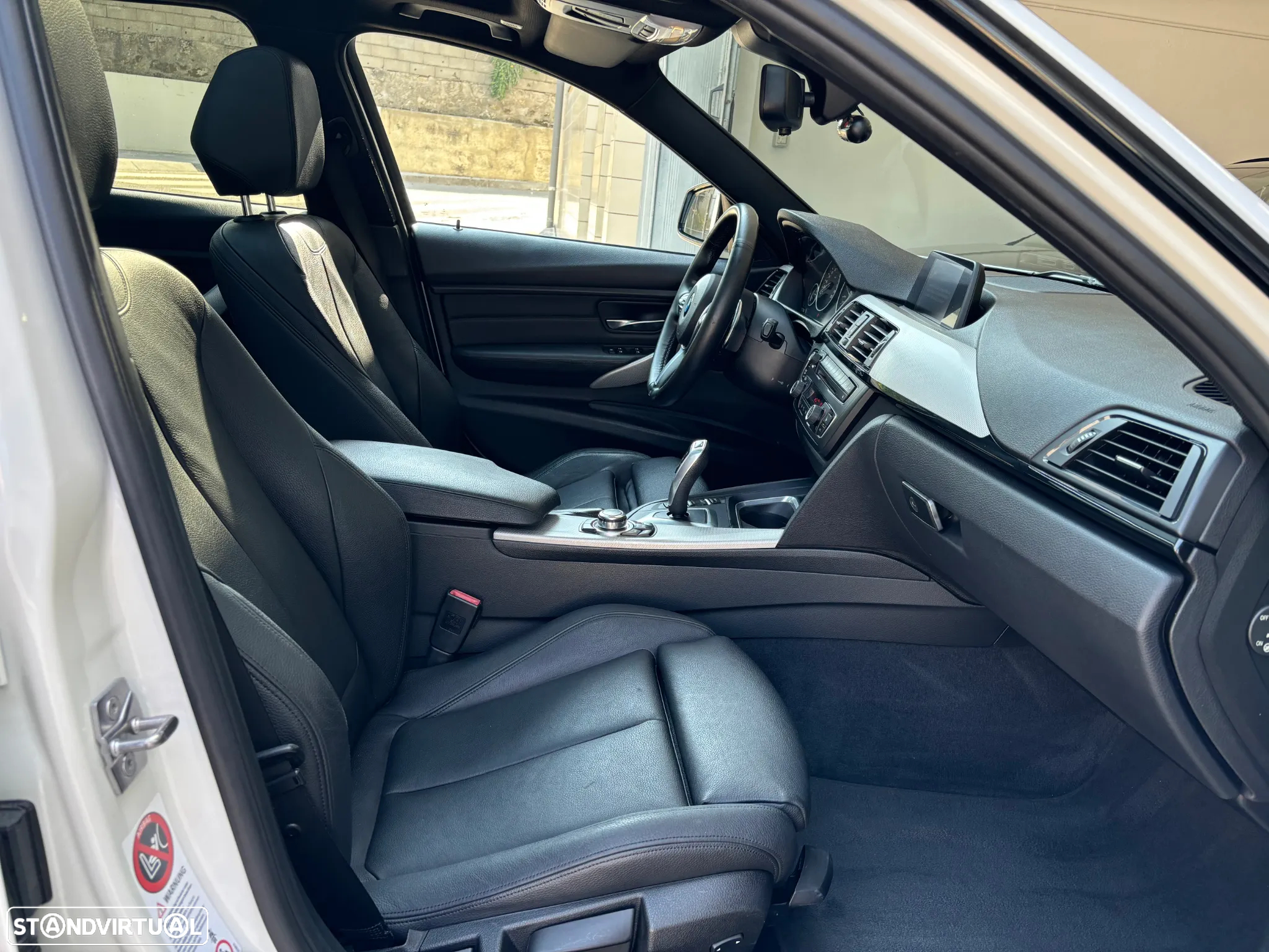 BMW 320 - 16