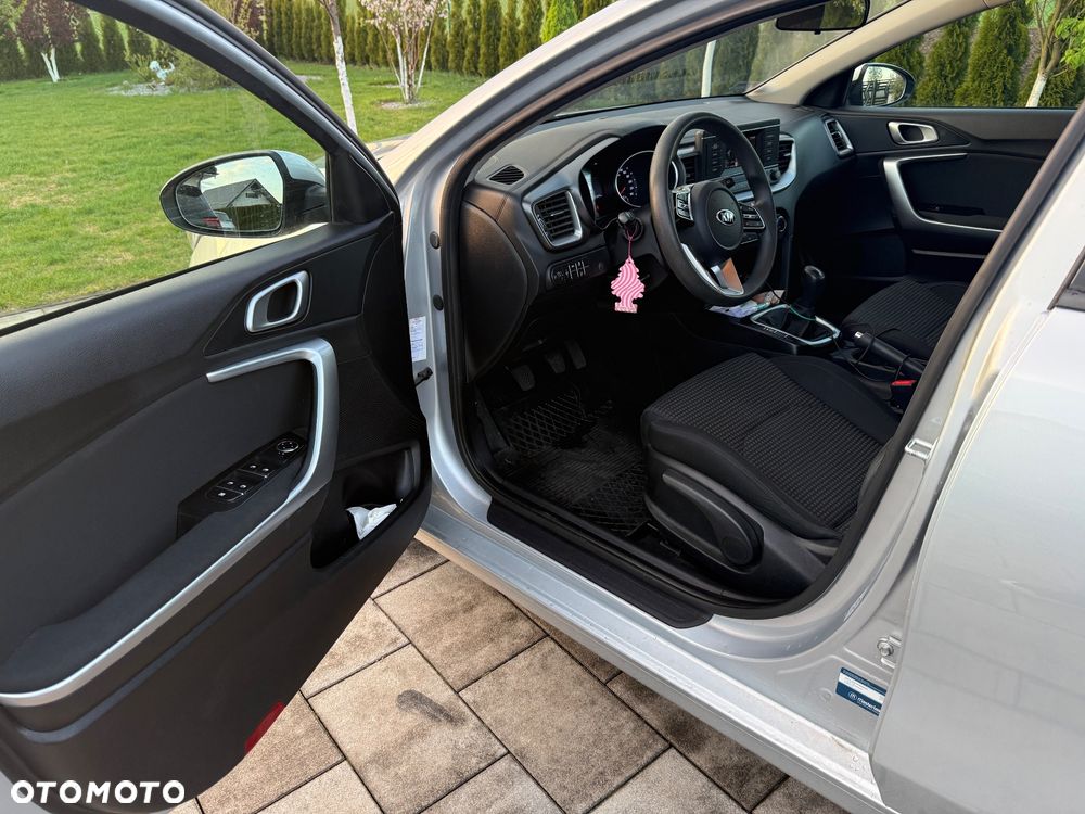 Kia Ceed - 15