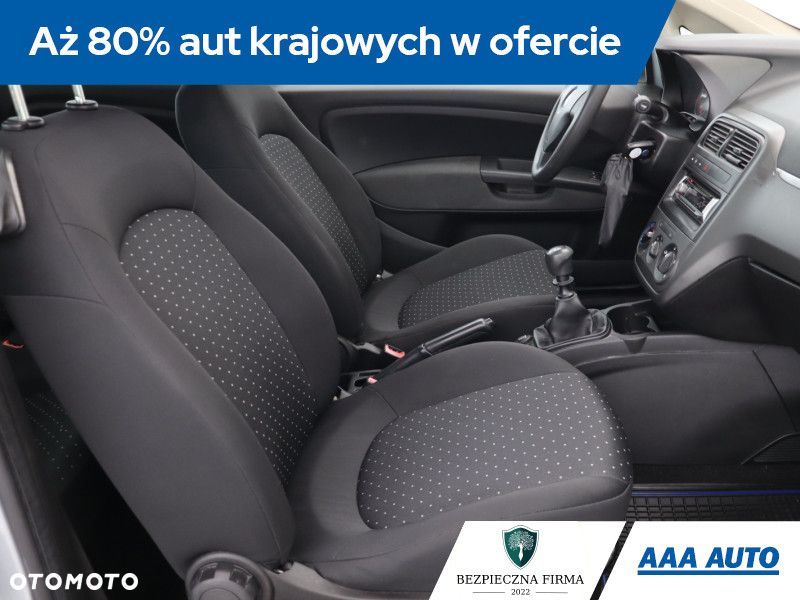 Fiat Grande Punto - 11