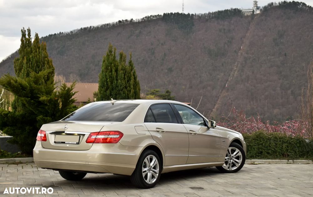 Mercedes-Benz E 220 CDI DPF BlueEFFICIENCY Automatik Avantgarde - 5