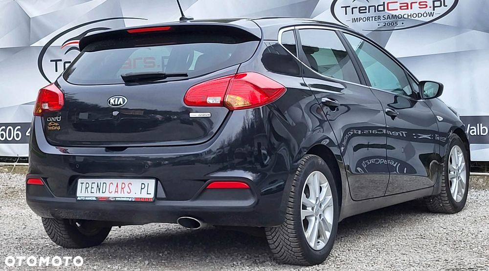 Kia Ceed 1.6 GDI ISG Spirit - 26