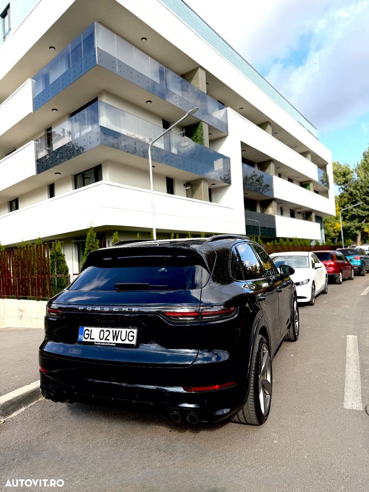 Porsche Cayenne Standard - 3