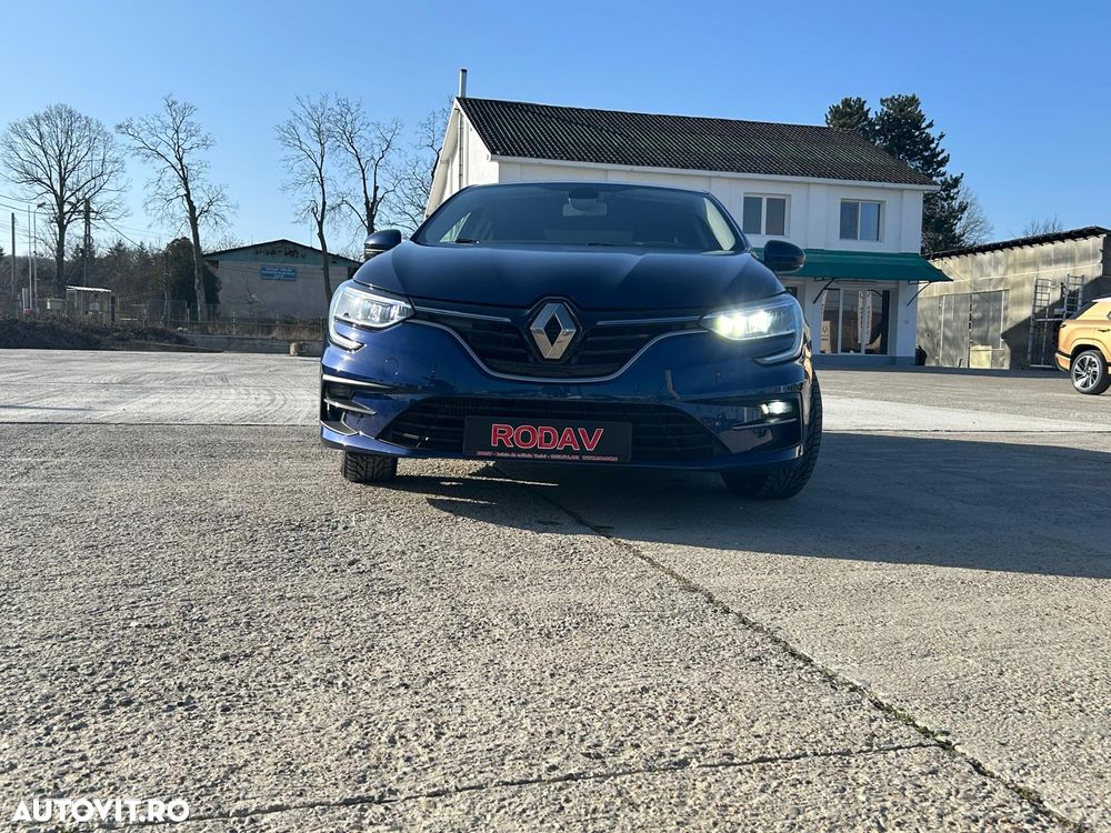 Renault Megane TCe 140 EDC GPF Equilibre - 9