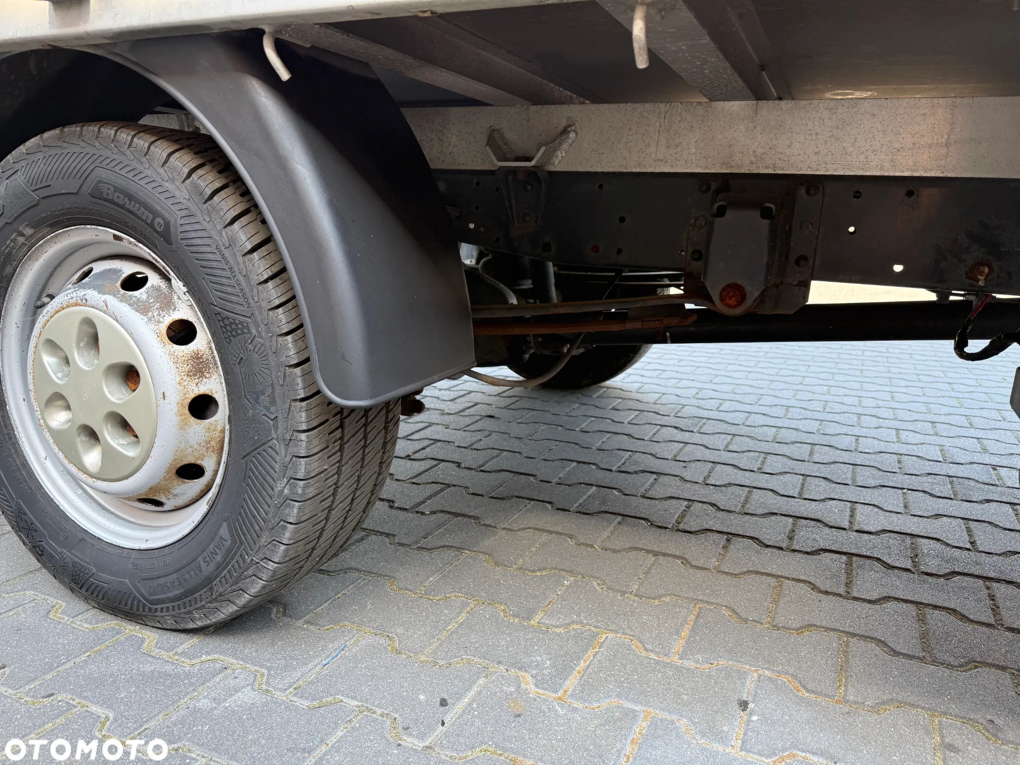 Iveco DAILY 35S18 - 13