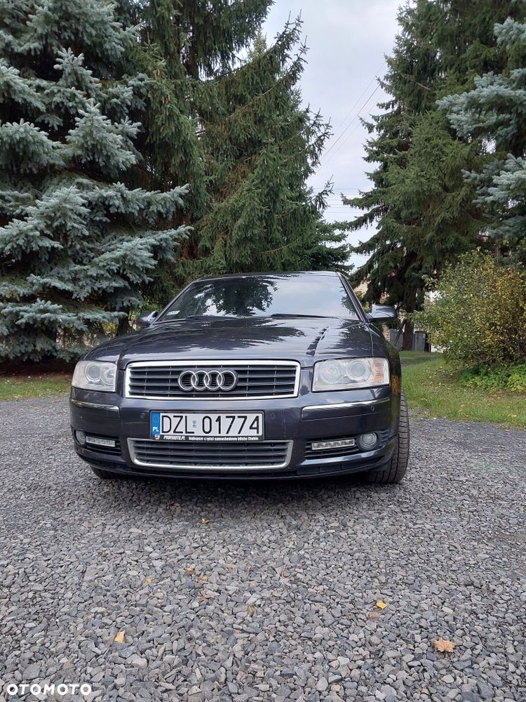 Audi A8 - 2