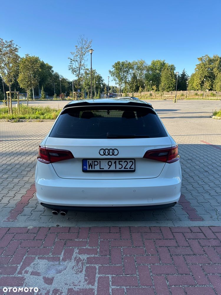 Audi A3 Sportback 1.4 TFSI Ambiente - 4