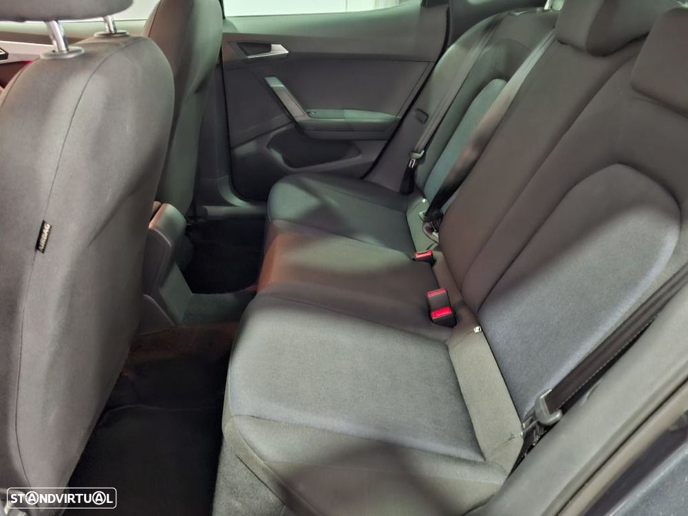 SEAT Arona 1.0 TSI FR - 14