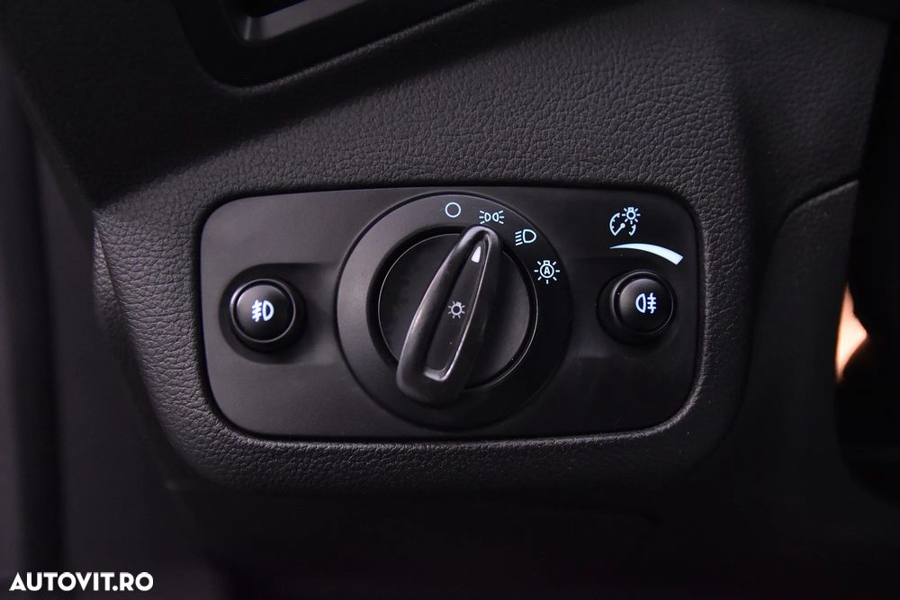 Ford Kuga - 15