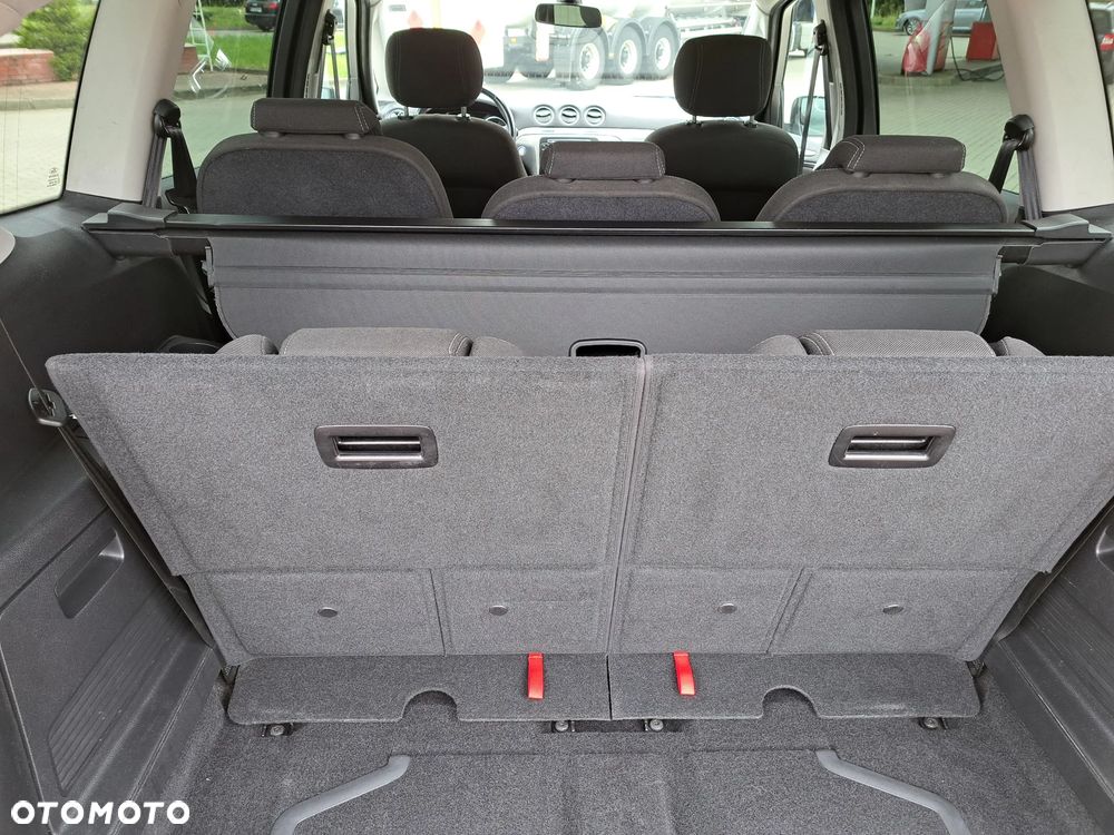 Ford S-Max - 28