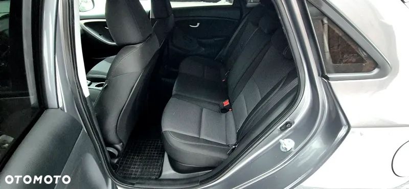 Hyundai i30 1.4 Premium - 35