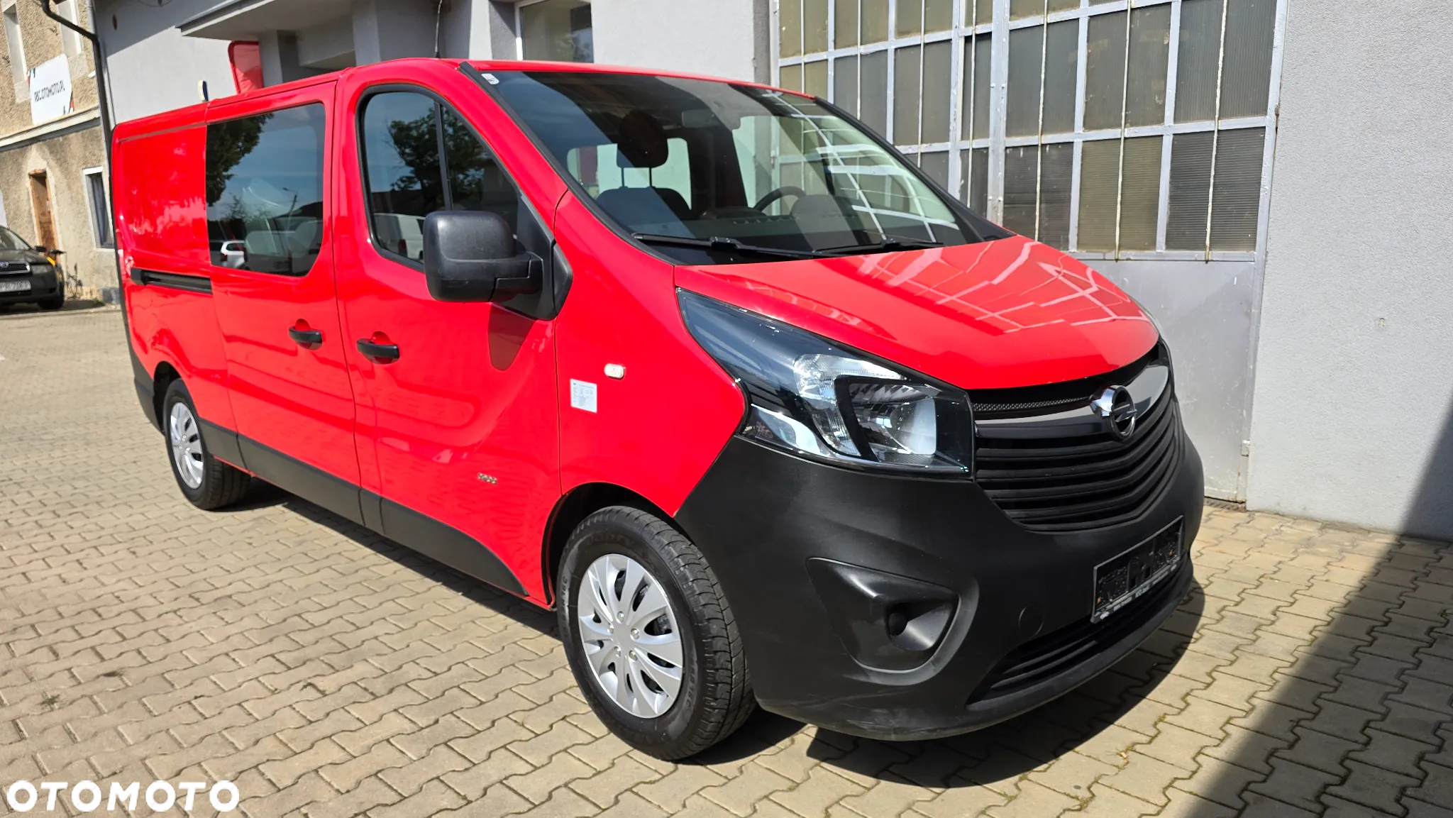 Opel Vivaro 1.6 D (CDTI) L2H1 - 21