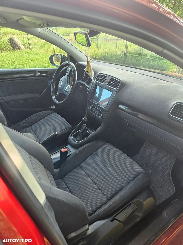Volkswagen Golf 2.0 TDI DPF Comfortline - 5