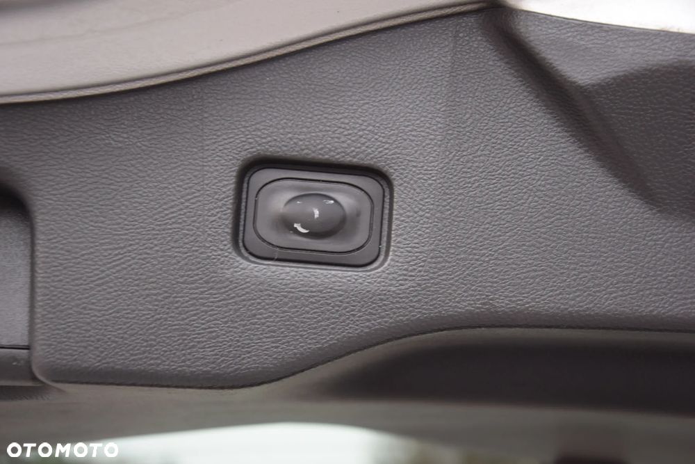 Ford Mondeo - 24