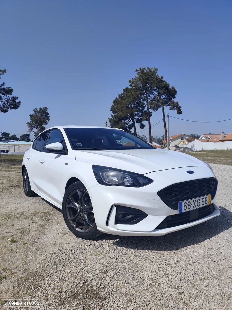 Ford Focus 1.0 EcoBoost ST-Line - 1
