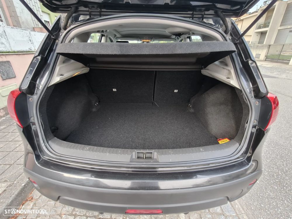 Nissan Qashqai - 13