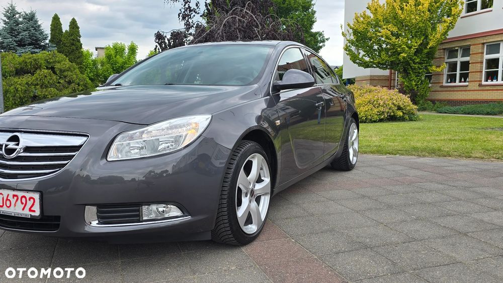 Opel Insignia - 32