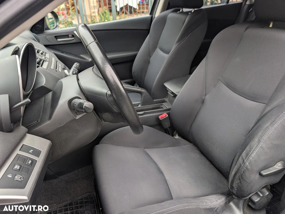 MAZDA 3 2011 — imagine 11