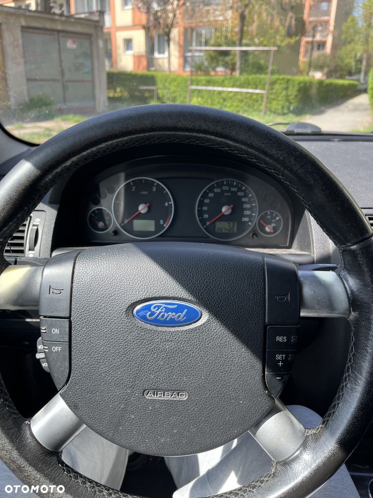 Ford Mondeo 2.2 TDCi Ghia - 7