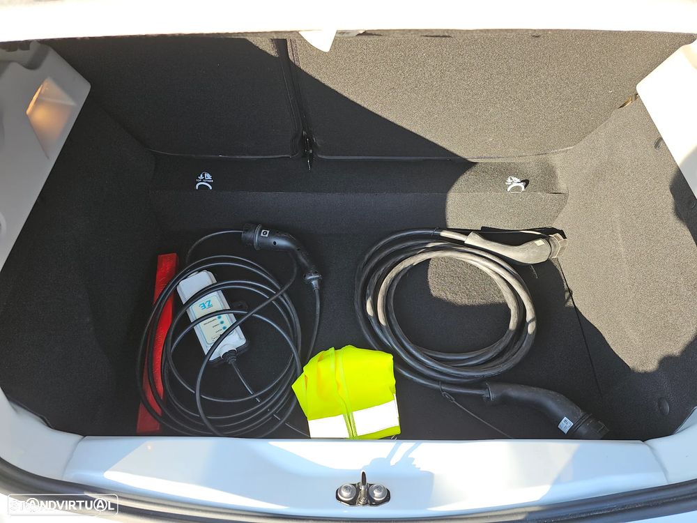 Renault Zoe (c/ Bateria) Limited 50 - 6